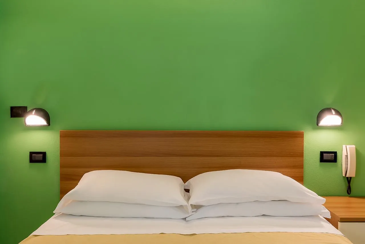 Hotel T Depandance 0*, Rimini